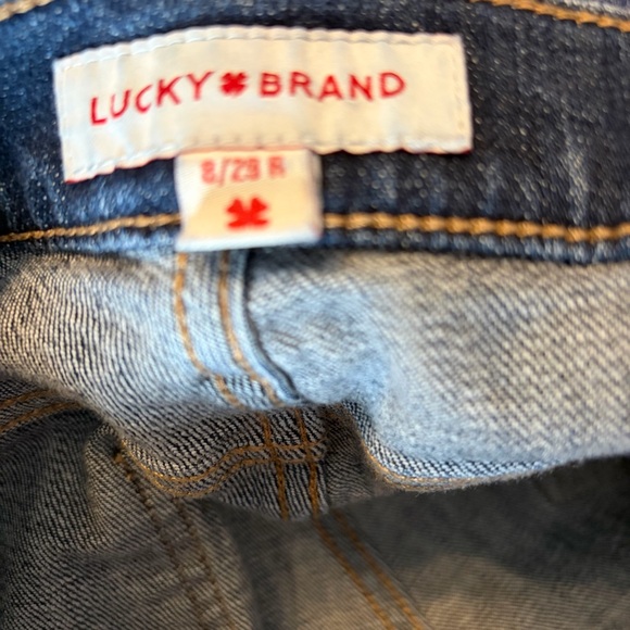 Lucky Brand Sweet Mid Rise Boot Cut Jeans Sz 8/29 Dark Wash Light Stretch Denim - Picture 2 of 6